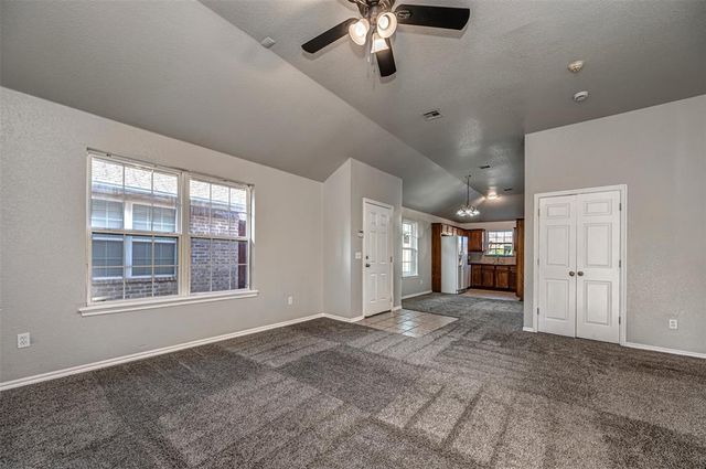 810 Beaumont Square, Norman, OK 73071