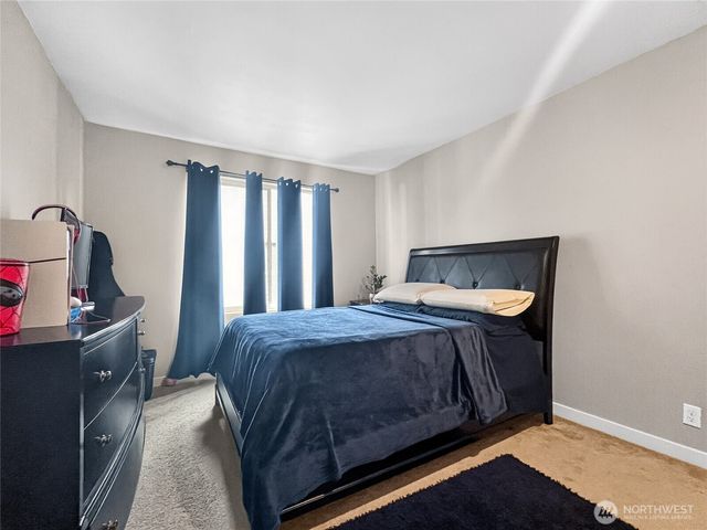 6321 Thomas Place SE, Auburn, WA 98092