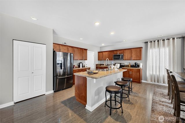 6321 Thomas Place SE, Auburn, WA 98092