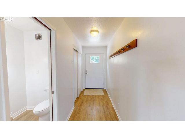 2145 WEBB St, West Linn, OR 97068