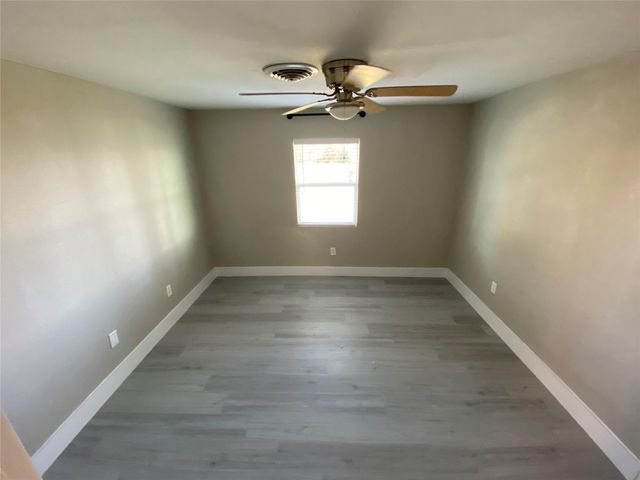 127 Sea Crest Park Road, Beach City, TX 77523