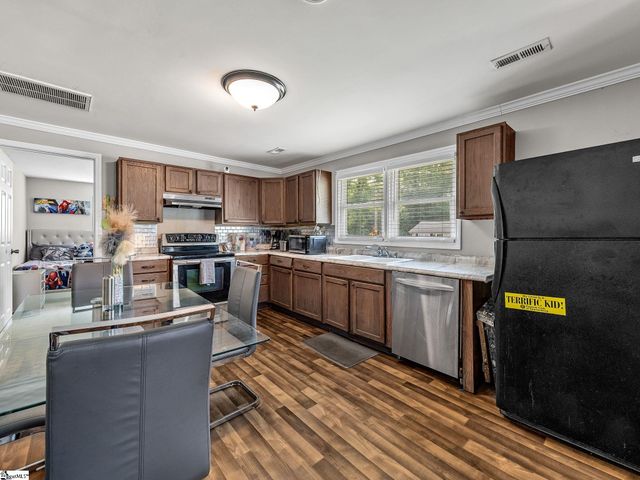137 Shoally Street, Boiling Springs, SC 29316