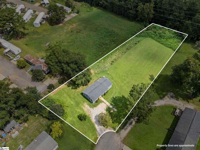 137 Shoally Street, Boiling Springs, SC 29316