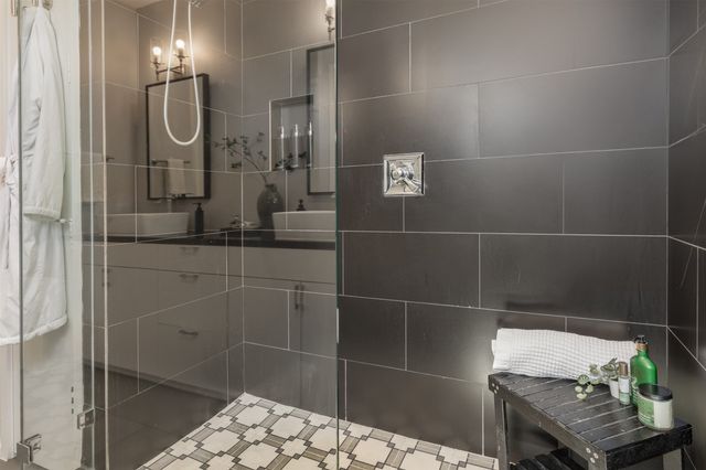 4703 Munger Avenue 101, Dallas, TX 75204