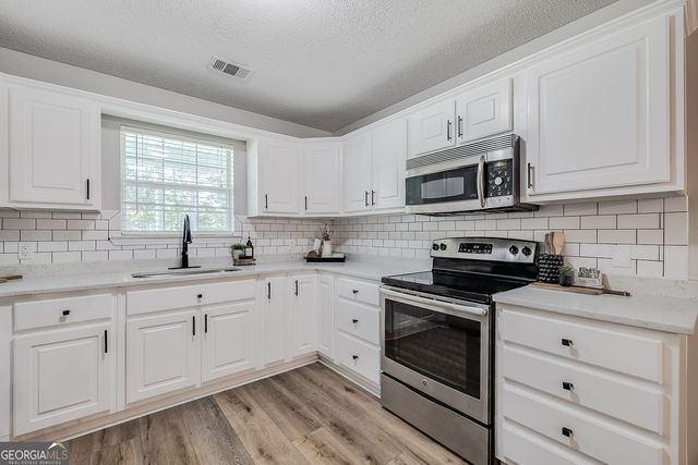 157 Old Lake Road, Guyton, GA 31312