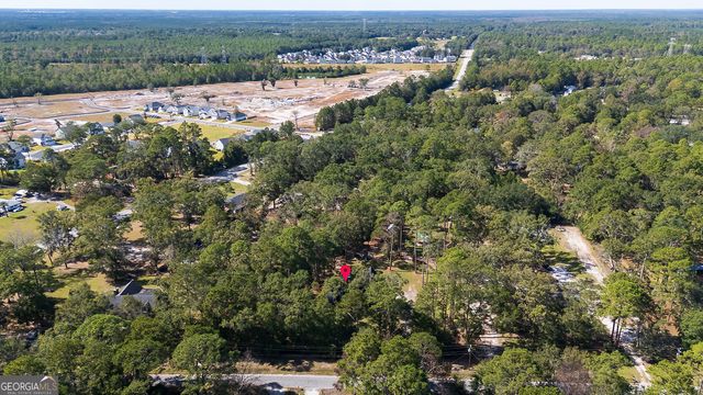 157 Old Lake Road, Guyton, GA 31312