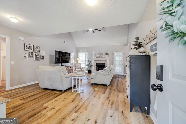 157 Old Lake Road, Guyton, GA 31312