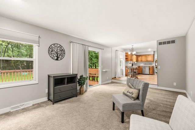 2311 MAPLEWOOD DRIVE, Plover, WI 54467