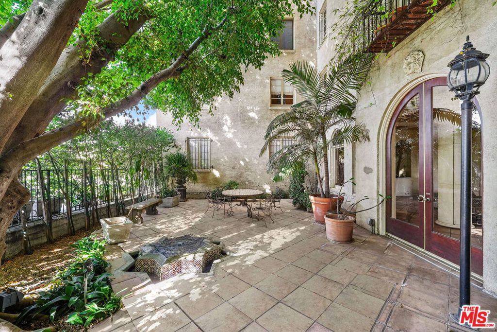 109 N Sycamore Avenue 204, Los Angeles, CA 90036 — photo 4
