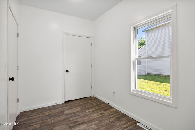 1427 4th Avenue, Watervliet, NY 12189