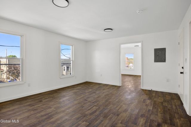 1427 4th Avenue, Watervliet, NY 12189