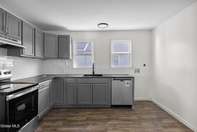 1427 4th Avenue, Watervliet, NY 12189