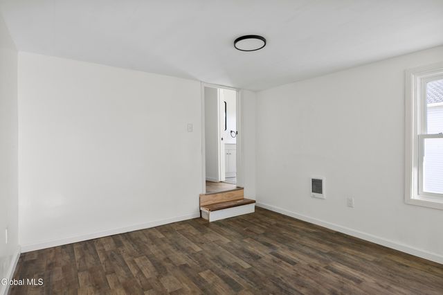 1427 4th Avenue, Watervliet, NY 12189