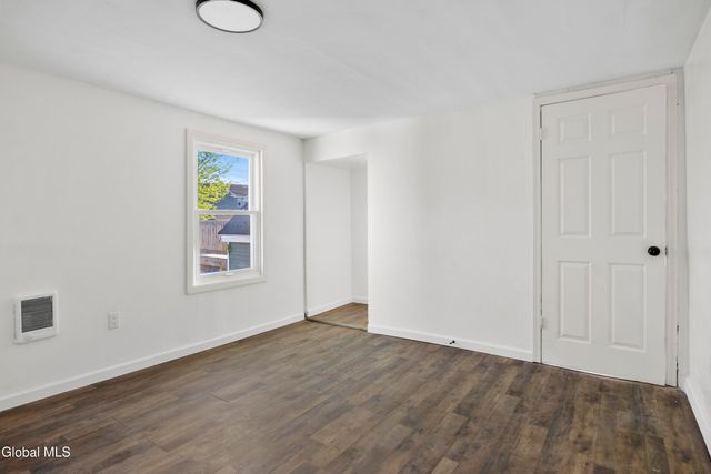 1427 4th Avenue, Watervliet, NY 12189