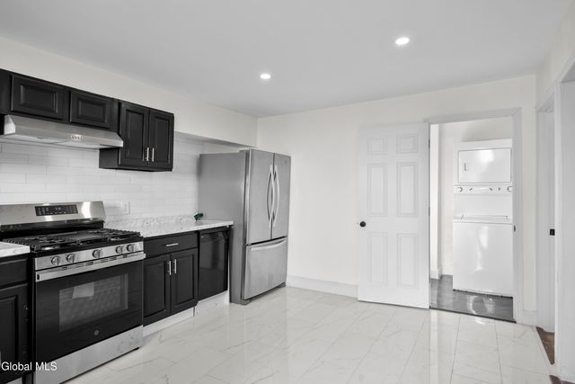 1427 4th Avenue, Watervliet, NY 12189
