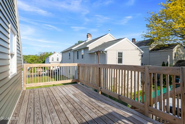 1427 4th Avenue, Watervliet, NY 12189