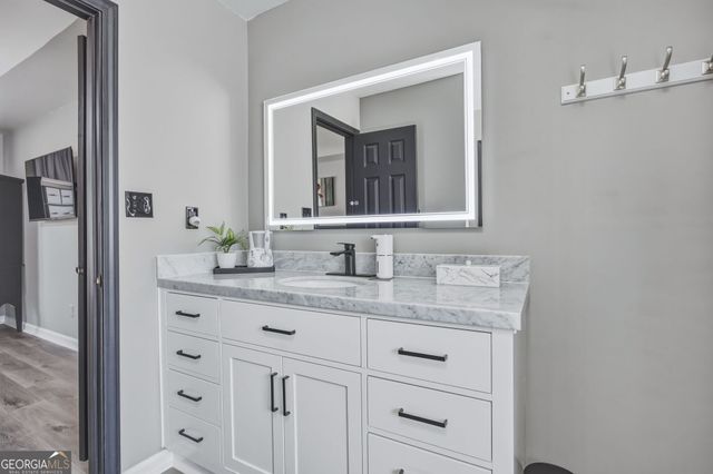 2516 Johnsbrooke Drive, Lithia Springs, GA 30122