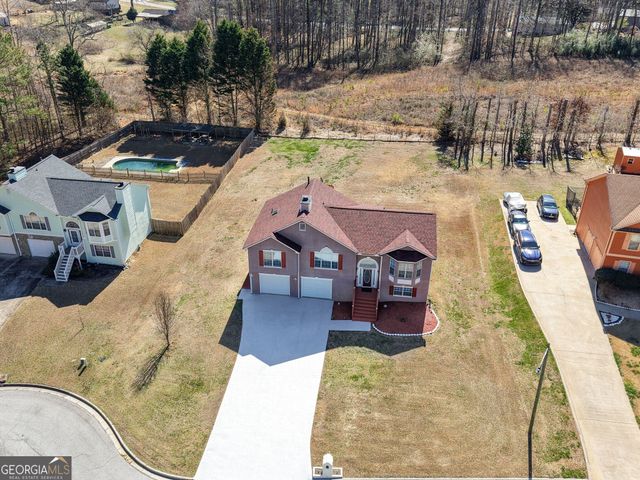 2516 Johnsbrooke Drive, Lithia Springs, GA 30122