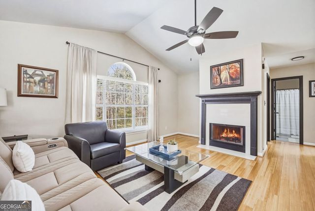 2516 Johnsbrooke Drive, Lithia Springs, GA 30122