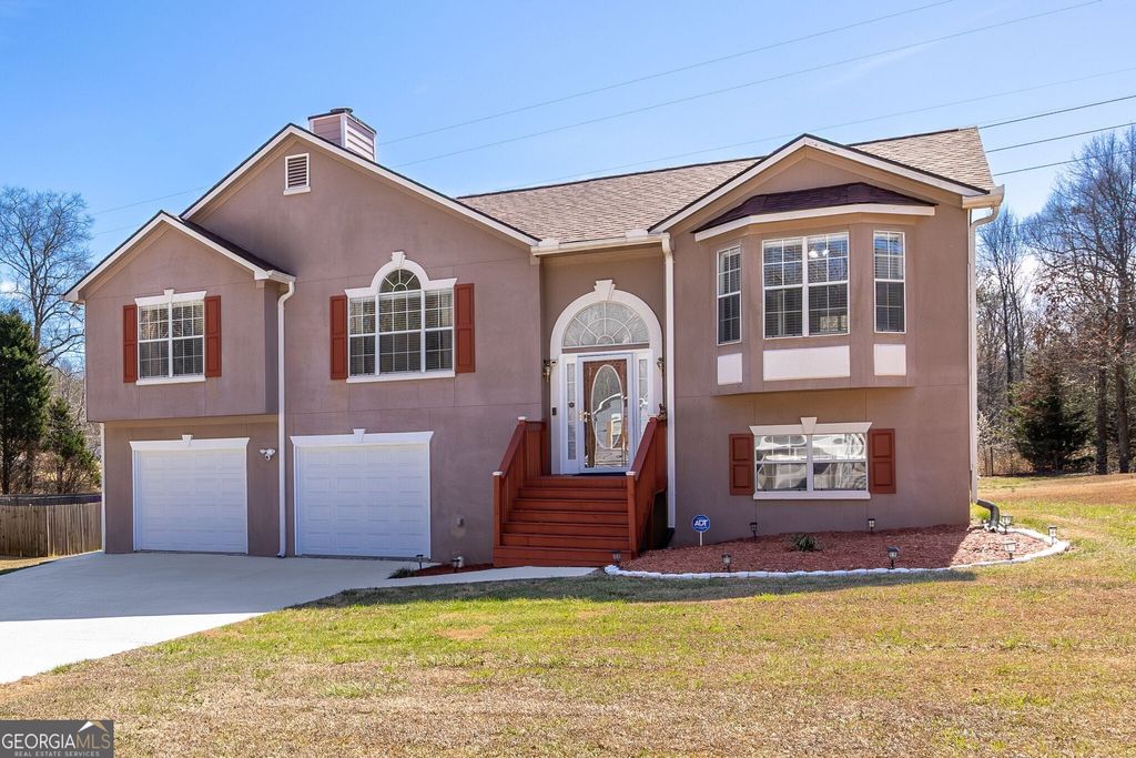 2516 Johnsbrooke Drive, Lithia Springs, GA 30122