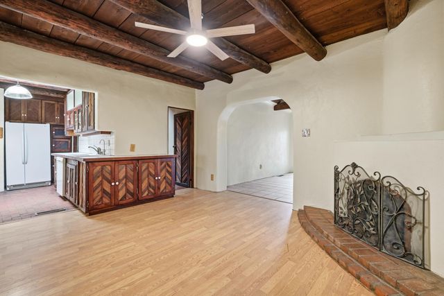 142 Walden Road, Corrales, NM 87048