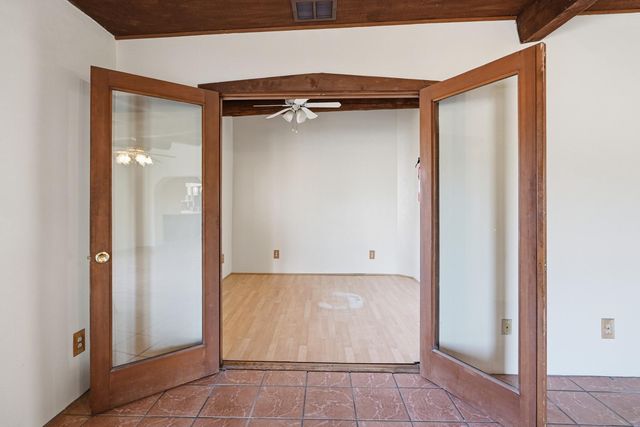 142 Walden Road, Corrales, NM 87048