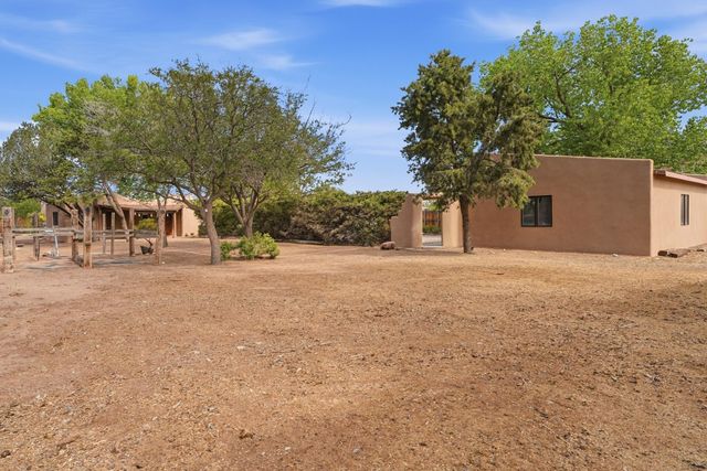 142 Walden Road, Corrales, NM 87048