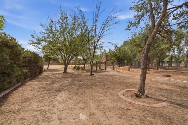 142 Walden Road, Corrales, NM 87048