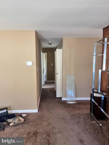 83 EASTBROOK LN, Willingboro, NJ 08046