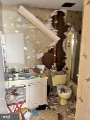 83 EASTBROOK LN, Willingboro, NJ 08046