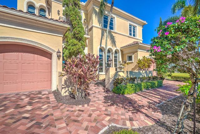 190 SE Bella Strano, Port St. Lucie, Port St Lucie, FL 34984