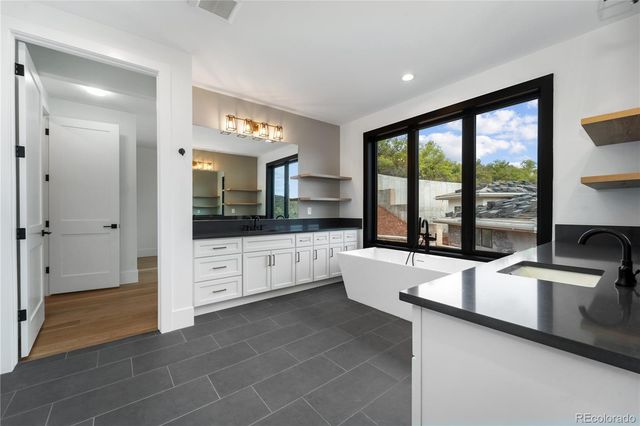 8077 Raphael Lane, Littleton, CO 80125
