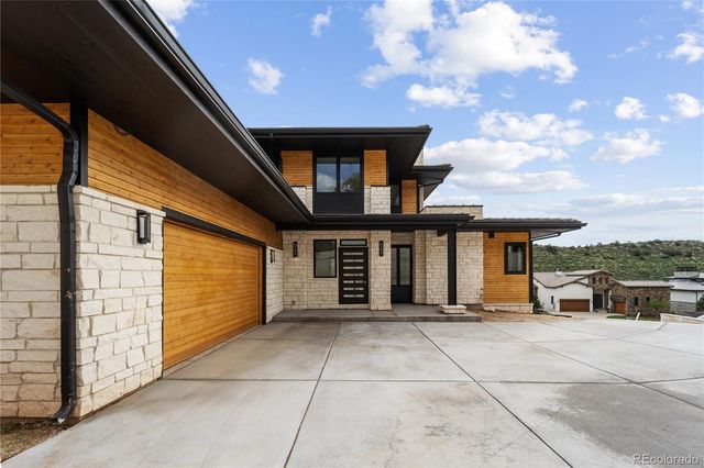 8077 Raphael Lane, Littleton, CO 80125