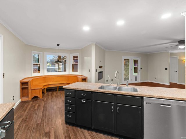 2677 Briarcliff Drive, Newburgh, IN 47630