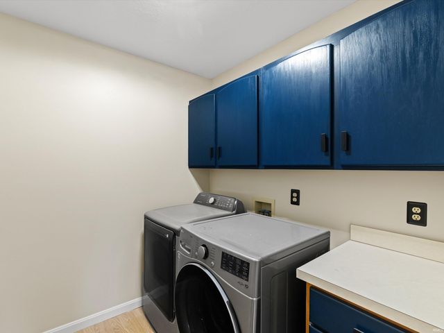 2677 Briarcliff Drive, Newburgh, IN 47630