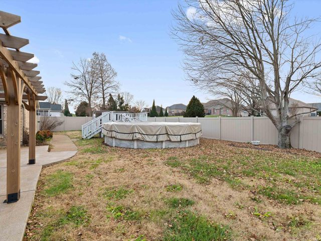 2677 Briarcliff Drive, Newburgh, IN 47630