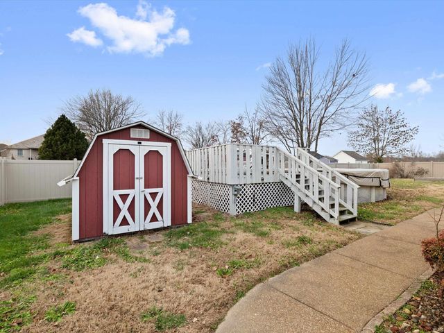 2677 Briarcliff Drive, Newburgh, IN 47630