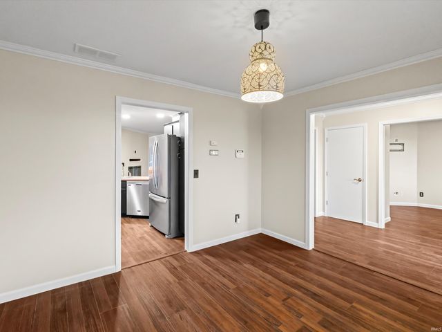 2677 Briarcliff Drive, Newburgh, IN 47630