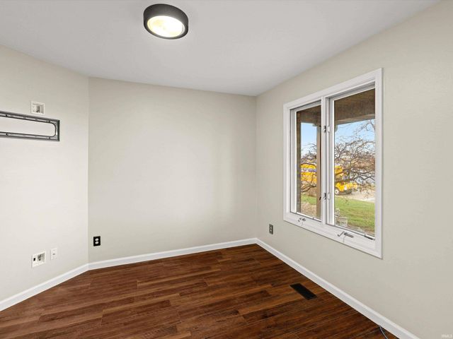 2677 Briarcliff Drive, Newburgh, IN 47630