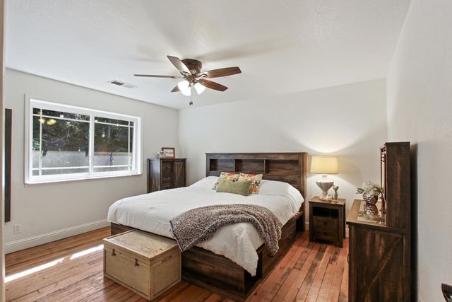 4710 Wandering Way, Camino, CA 95709