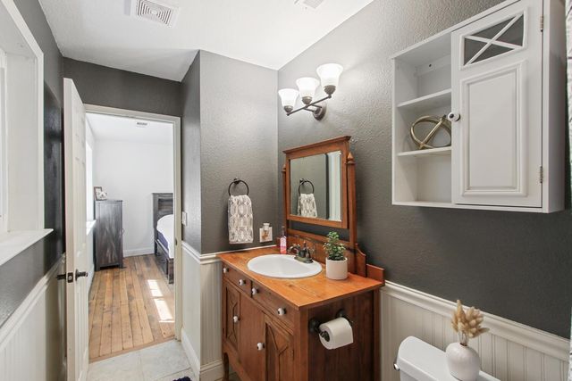 4710 Wandering Way, Camino, CA 95709