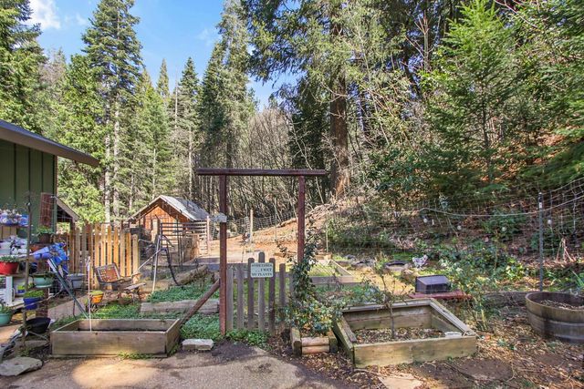 4710 Wandering Way, Camino, CA 95709