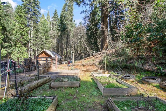 4710 Wandering Way, Camino, CA 95709