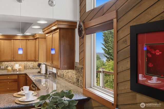 4801 78th Place SW, Mukilteo, WA 98275