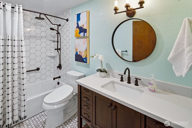 4801 78th Place SW, Mukilteo, WA 98275