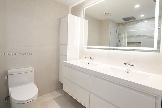 11 Island Ave PH8, Miami Beach, FL 33139