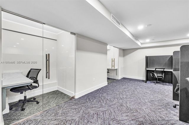 11 Island Ave PH8, Miami Beach, FL 33139