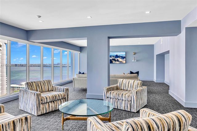 11 Island Ave PH8, Miami Beach, FL 33139