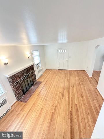 5613 QUEENS CHAPEL RD, Hyattsville, MD 20782