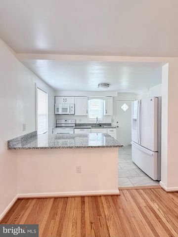 5613 QUEENS CHAPEL RD, Hyattsville, MD 20782